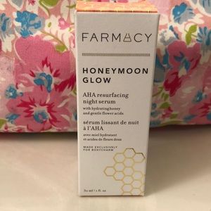 Pharmacy honey moon glow 1 fluid ounceNight serum